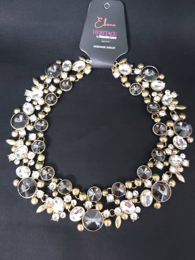 COLLIERS DE DIVERS STRASS