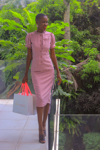 TAILLEUR A MANCHES COURTES