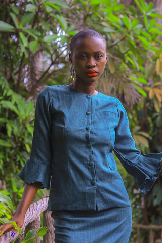 TAILLEUR A MANCHES COURTES